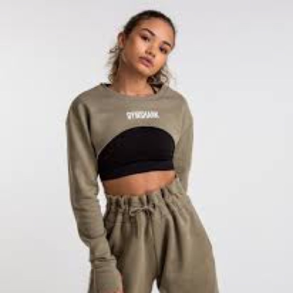 ❌SOLD❌Gymshark Super Crop Sweater-Kahki XS